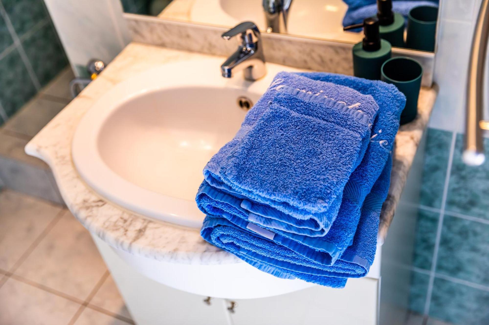 Bed and Breakfast La Minoterie Tessy-sur-Vire Camera foto