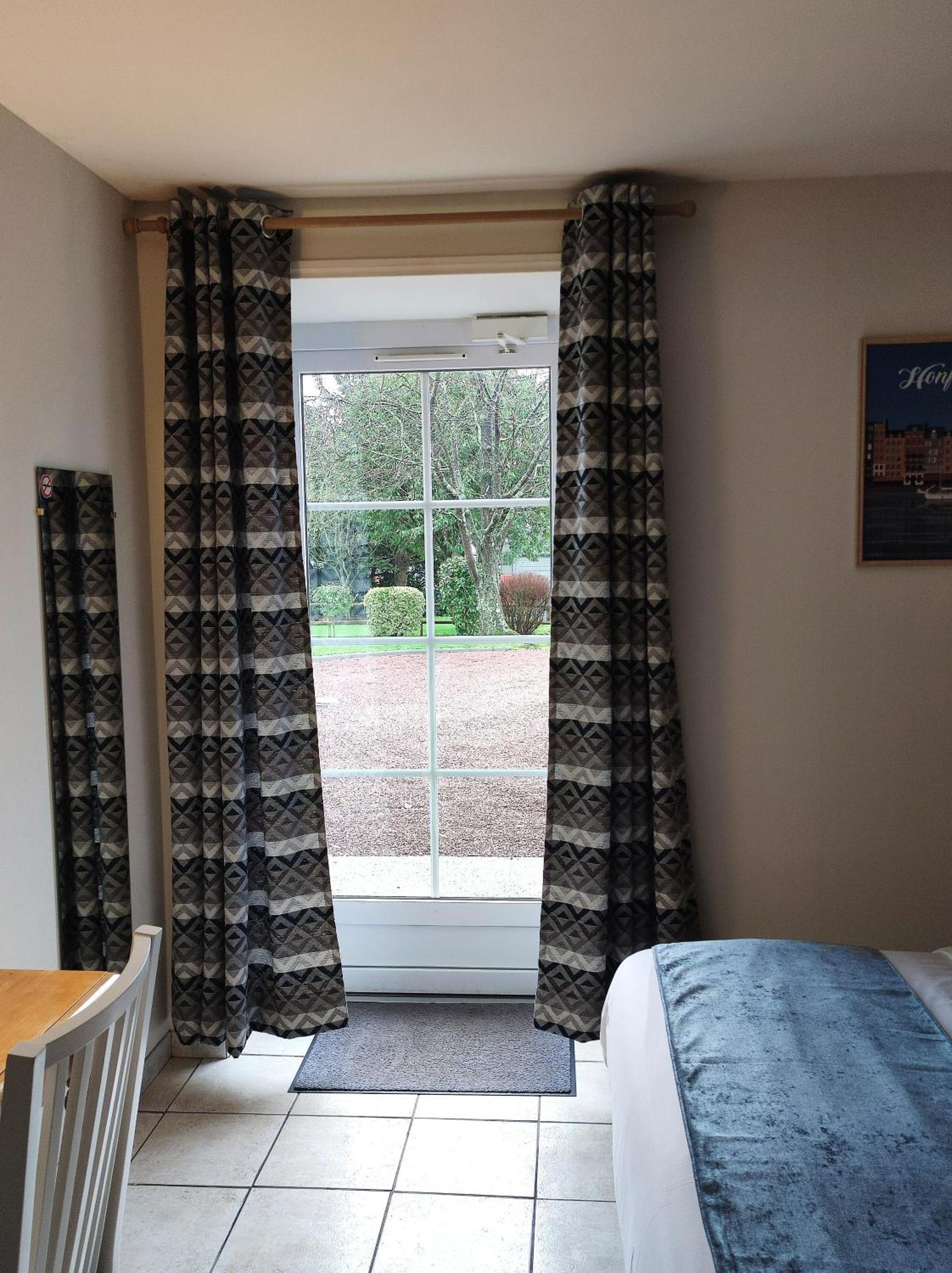Bed and Breakfast La Minoterie Tessy-sur-Vire Camera foto